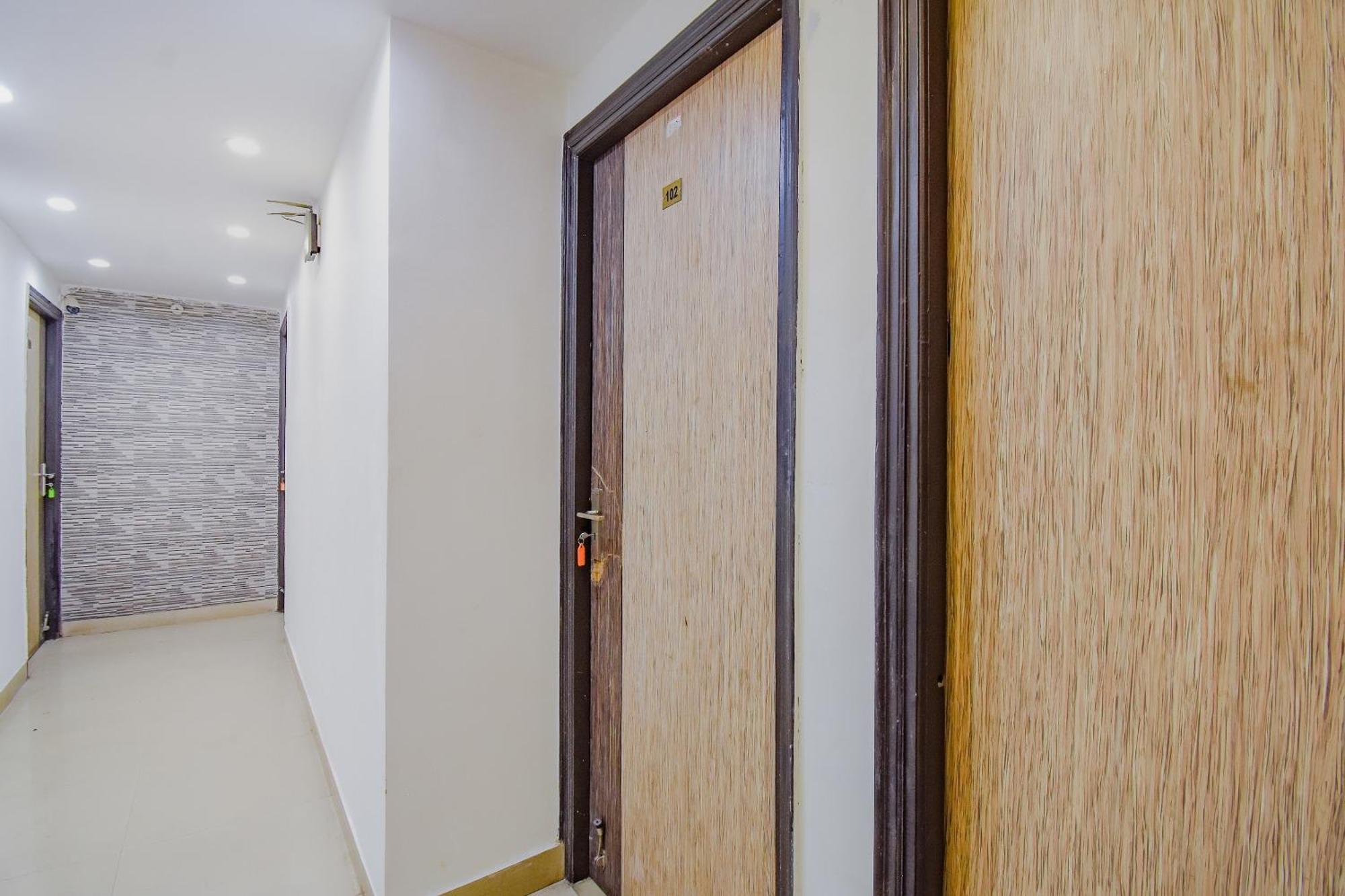 Super Hotel O Adri Hotels 2 Near Dum Dum Metro Station Ngoại thất bức ảnh