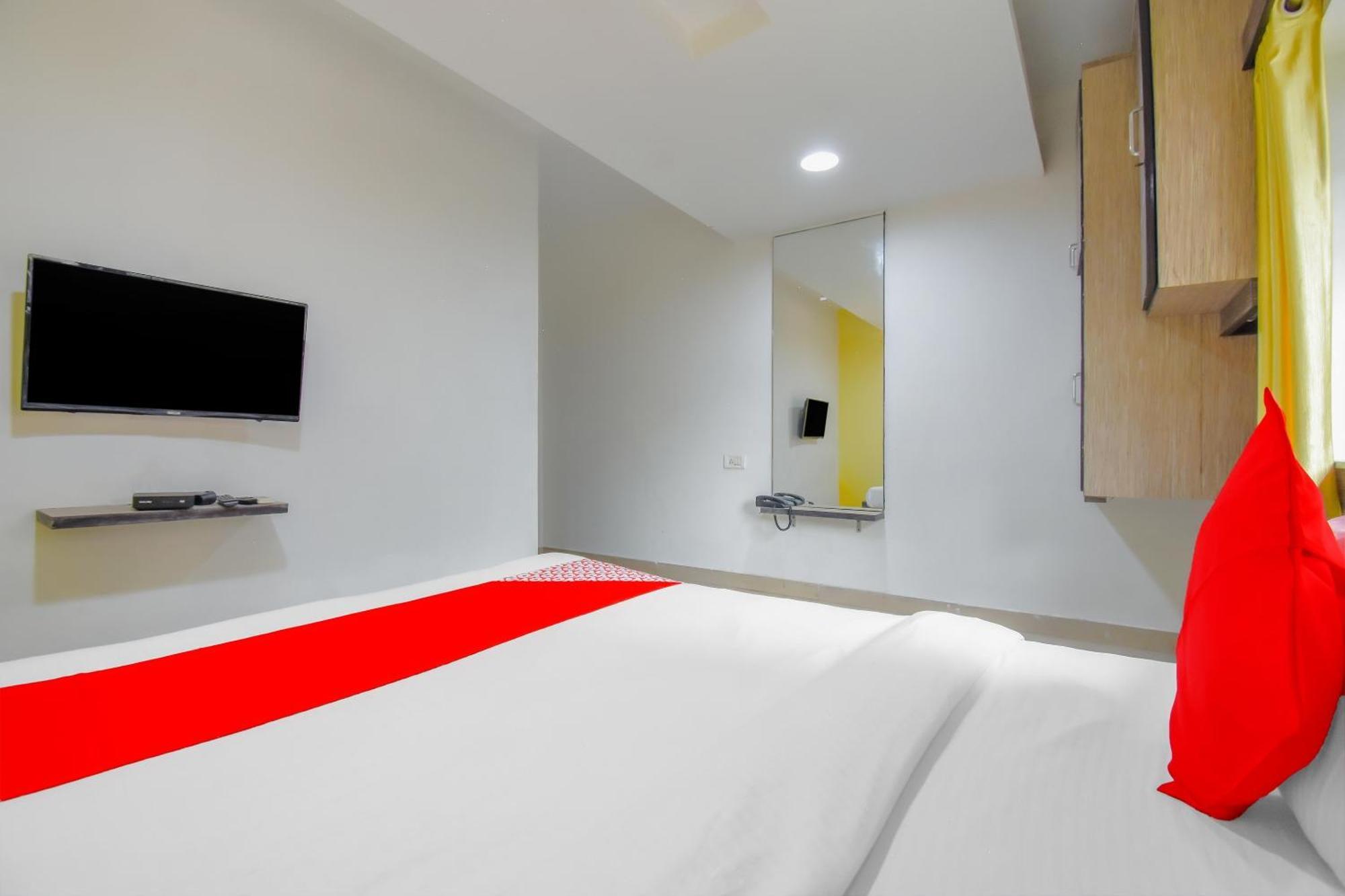 Super Hotel O Adri Hotels 2 Near Dum Dum Metro Station Ngoại thất bức ảnh